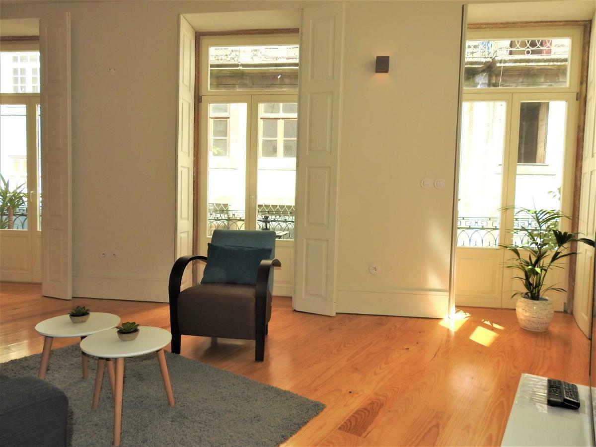 Oporto Delight 1 Luxury Apartment In Historic Center With Balcony Max 4 P Exterior photo